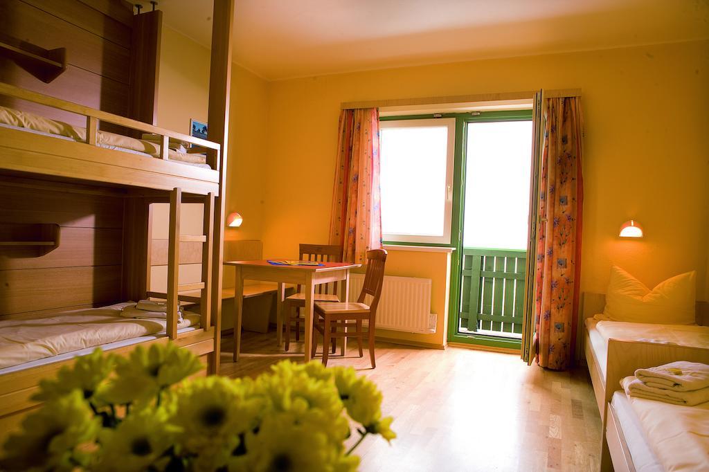 Hotel Jufa St. Martin Sankt Martin am Tennengebirge Habitación foto