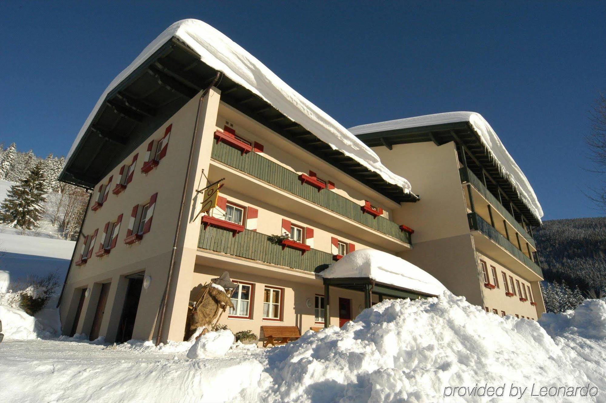 Hotel Jufa St. Martin Sankt Martin am Tennengebirge Exterior foto